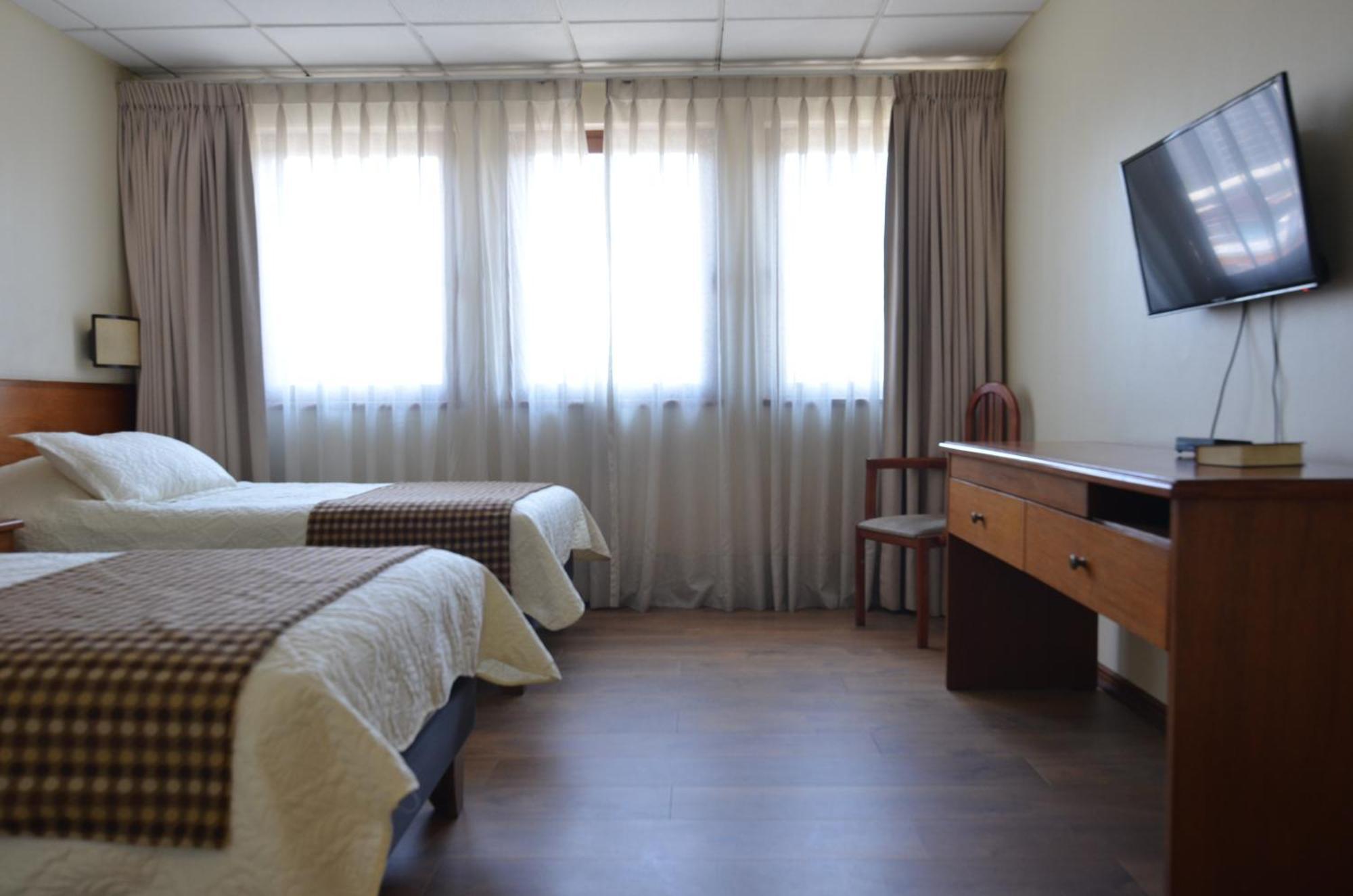 Tur Hotel סנטיאגו מראה חיצוני תמונה