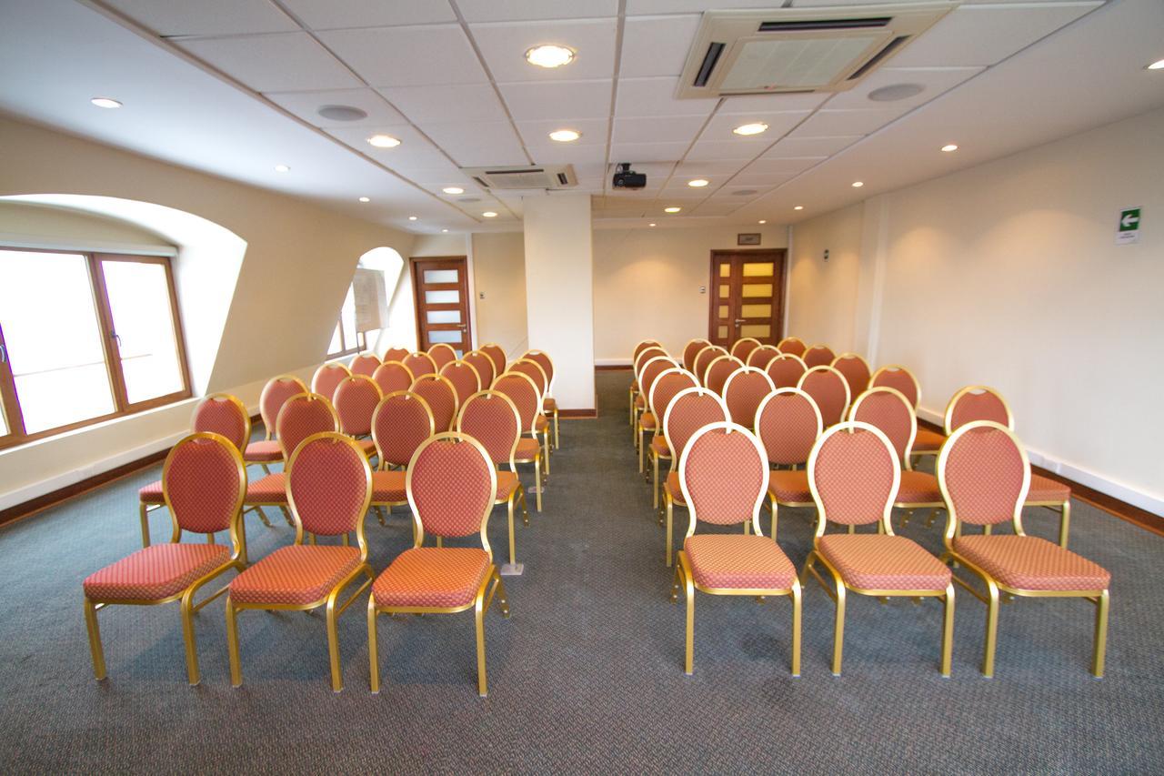 Tur Hotel סנטיאגו מראה חיצוני תמונה