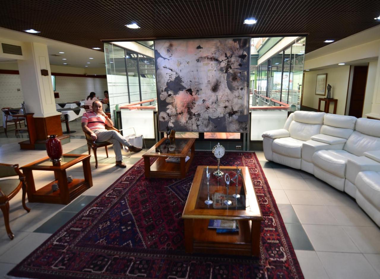 Tur Hotel סנטיאגו מראה חיצוני תמונה